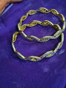 Silver bangles pair