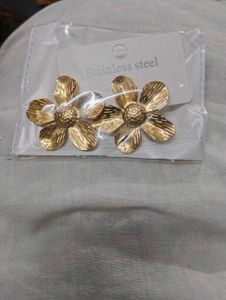 🌟✨✨ Gold AntiTarnish flower ✨✨