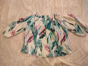 Chic Leaf-Print Off-Shoulder Top