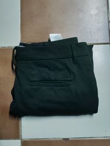 Men regular Slim Fit Flat-Front Trousers on lowest