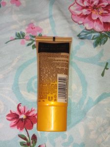Lakme Sun Expert SPF 50
