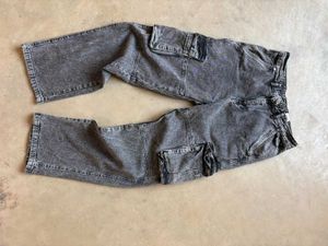 Cargo Jeans