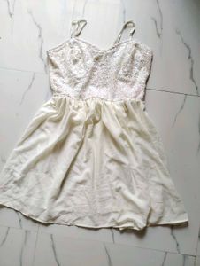 Elegant White one piece 😍