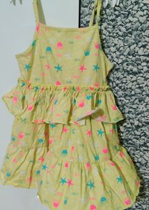 Sleeveless Frock Beach Design