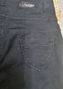 Women - Size 32-34 - Skin Tight - Streachable Pant