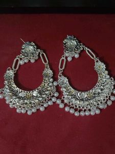 (2 Pair Of Earings)1 Pearl Statement, 1silver