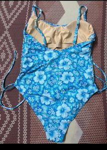 Swimsuit, Stretchable