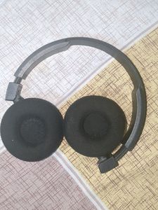 JBL Headphones - Very Good Condition