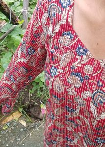 Red Floral Short kurti with kimono shaped sleeves