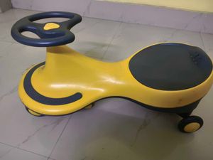 Kids Ride-On swing Car