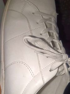 White Shoes For Men Highlander