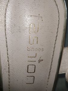 Elegant Gold Heels (Offer For 2days)