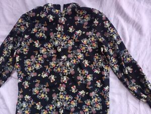 Women&#39;s Floral Top