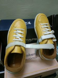 Stylish Mast And Harbour Casual Shoes