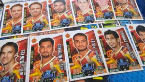 Topps Cricket Attax 2014 Rcb Team Set