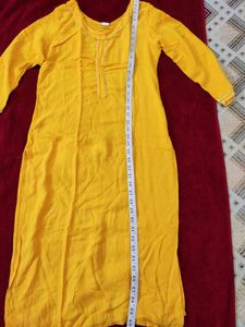 Yellow summer suit