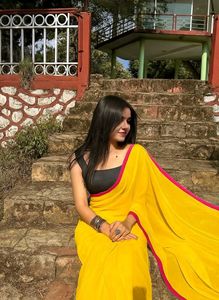 Georgette Saree with Embroidery Blouse 💫