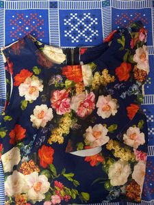 Flower Printed Crop Top
