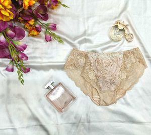 🇳🇿💫💗 Imported Rose Pattern Penty
