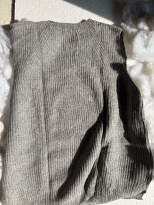 Gray Knit Vest (Free Shipping)