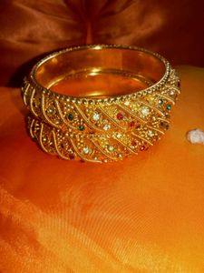 Twinkling Fusion Bracelet And Bangles