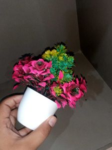 Floral arrangement with pink roses