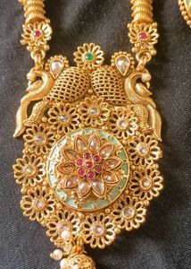 Long Necklace Look A Like Gold