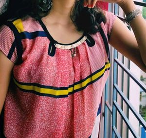Plaided Check Top With Attached Inner