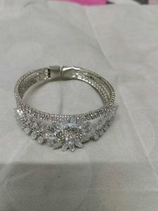 Sparkling Bangle Bracelet