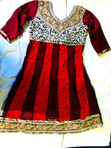 GRAND NET-EMBROIDARY TOP