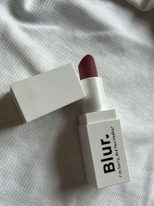 Blur Lipstick bullet nude colour