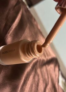 Facescanada Second Skin Foundation 02