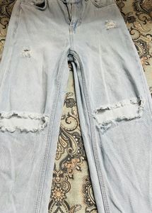 Ripped Wide-Leg Jeans