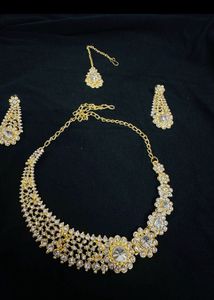 Gold Jewellery Set