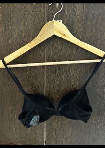 2 H&amp;M Black &amp; White Lace Bra