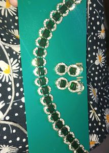 Emarlad Necklace Set