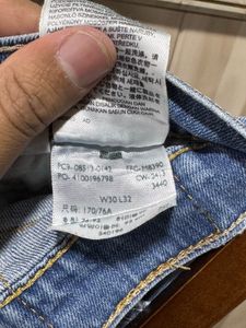 Levi’s Blue Washed Denim Jeans