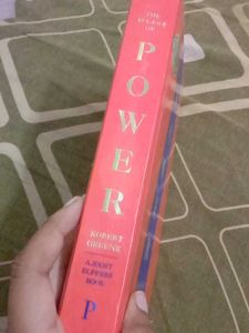 THE 48 LAWS OF POWER (by Robert Greene)