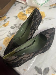 Jove Heels