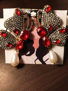 La Belleza Contemporary Butterfly Drop Earring
