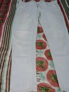 Light Wash Jeans