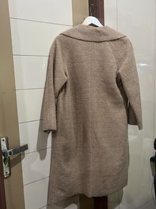 Elegant beige over Coat