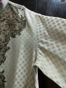Elegant Cream Embroidered Kurta Festive