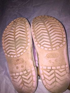 Crocs Clog - Comfortable &amp; Casual