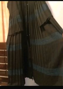 Beutiful Black Flayered Abaya...Like New In Condition Very Less Used# Abaya#burqa#naqab#burkha