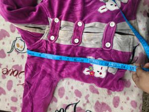 Cute Kids  unisex warm hoodie for 6-12 months