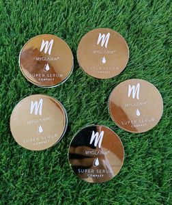 Myglamm Super Serum Compact