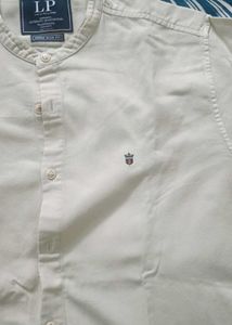 Mens Shirt Branded  Size 40 M
