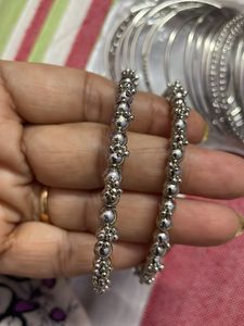 Oxidised Bangles set