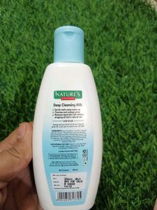 Nature&#39;s Essence Cleansing Milk